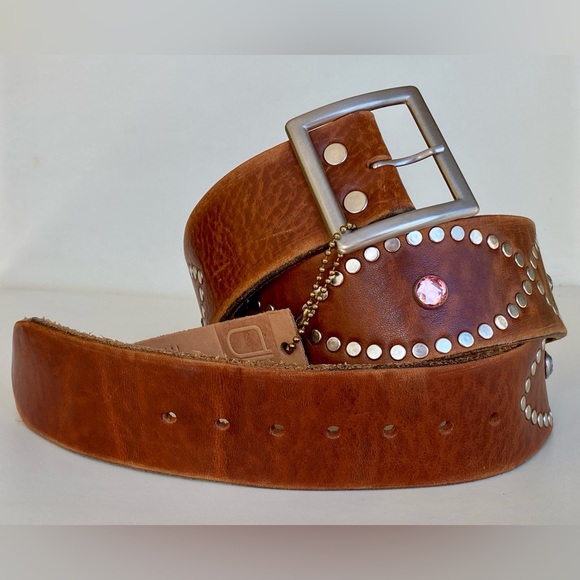 🇨🇦 BRAVE Leather - Cognac Raw Washed - Matte Silver Buckle and Rivets - Picture 7 of 15